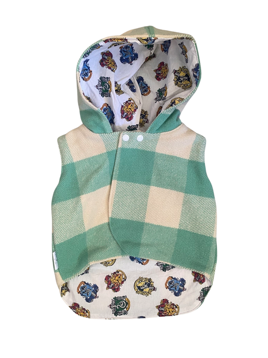 Woollen Vest - Size 1 - Green and Cream
